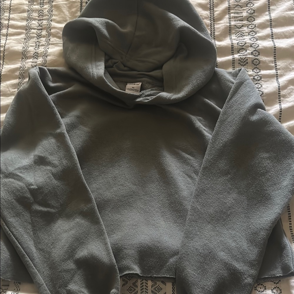 Girl’s Cropped Green/Gray Hoodie Sweater